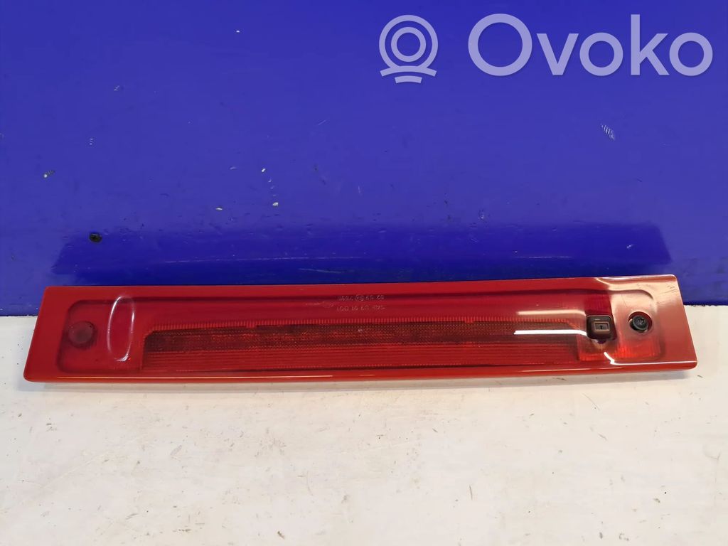 Volvo XC90 Third/center stoplight 