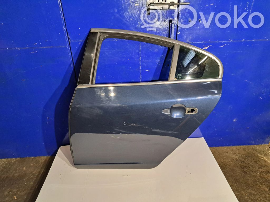 Volvo S60 Galinės durys 