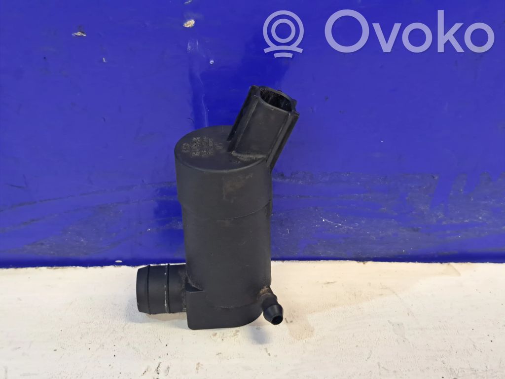 Volvo S80 Windscreen/windshield washer pump 