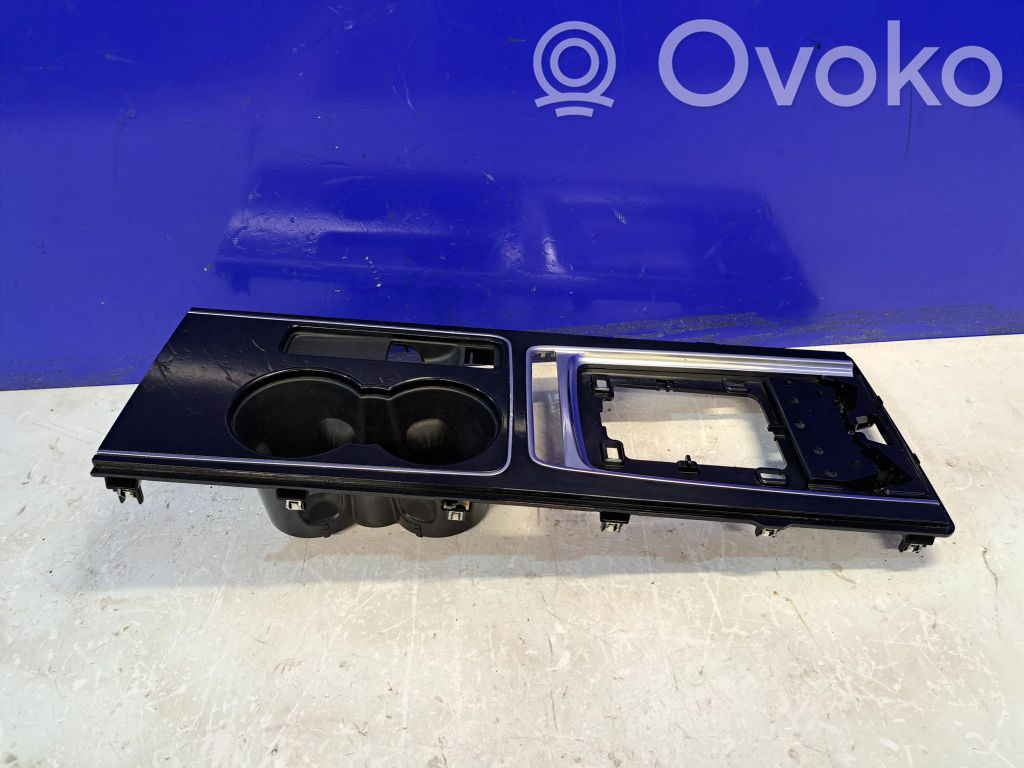 Jaguar XE Portavasos 