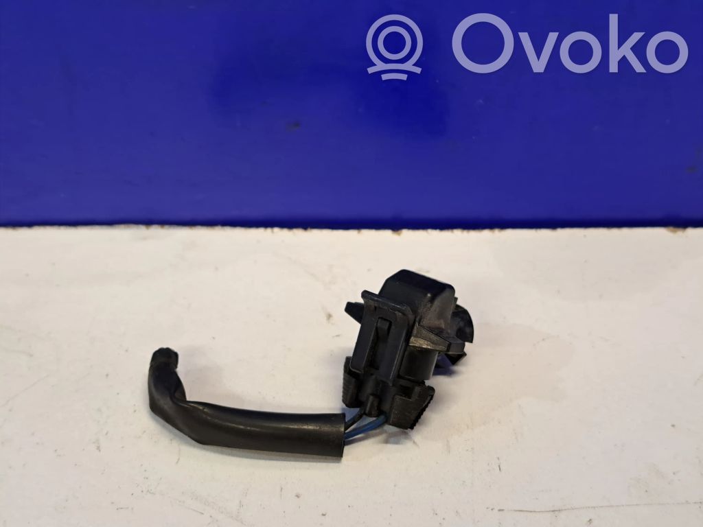 Oil temperature sensor   4616173,9152245