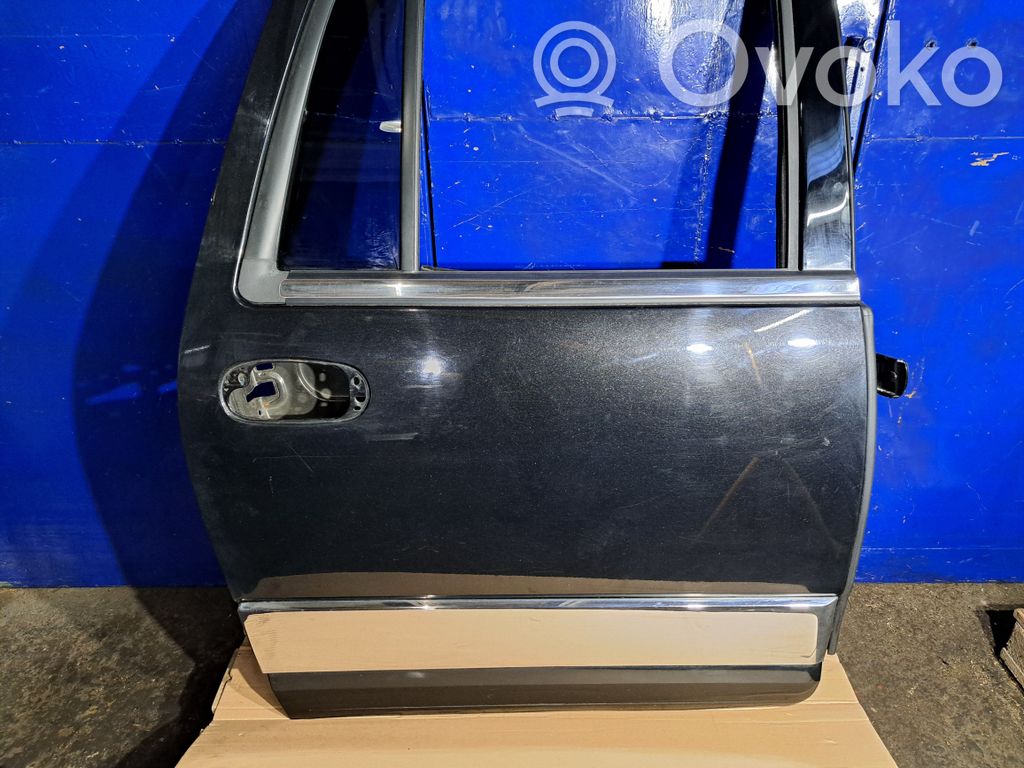 Lincoln Navigator Rear door 