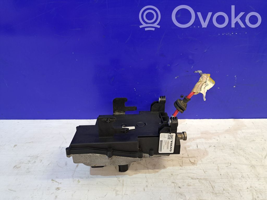 Volvo XC60 Current control relay 