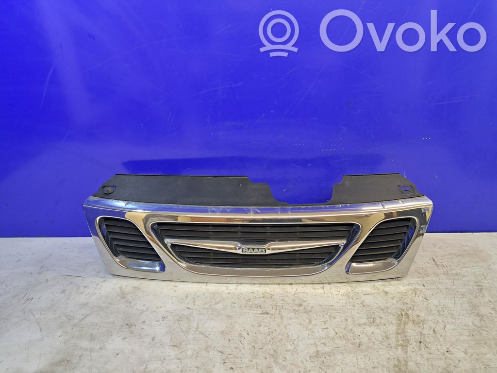 Saab 95 - 96 Front bumper upper radiator grill 