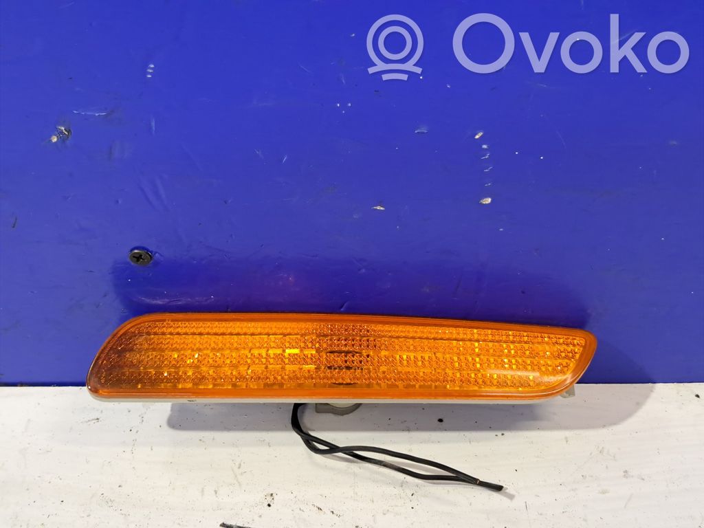 Volvo S40, V40 Reflector de faros/luces traseros 