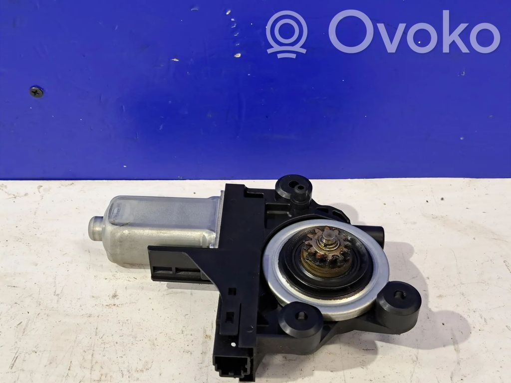 Volvo V70 Silnik regulatora szyby drzwi przednich 
