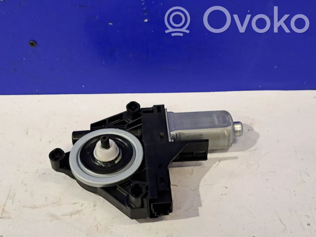 Volvo S60 Etuoven ikkunan nostomoottori 