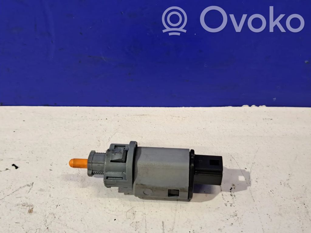 Brake pedal sensor switch   32212362