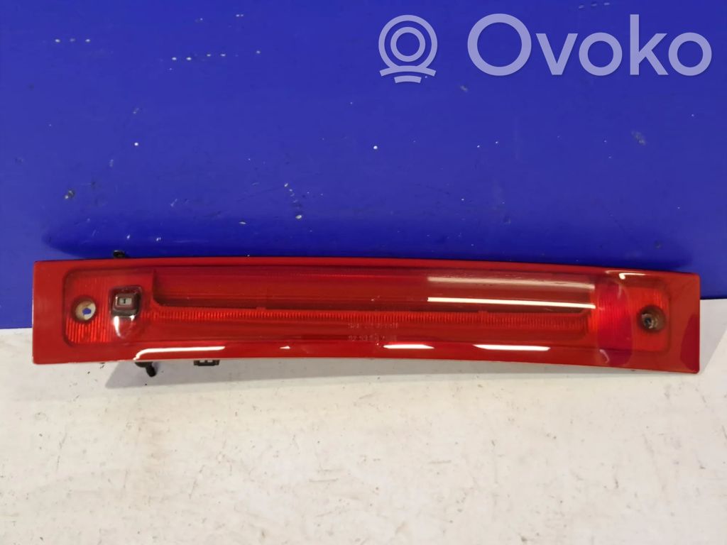 Volvo XC90 Third/center stoplight 