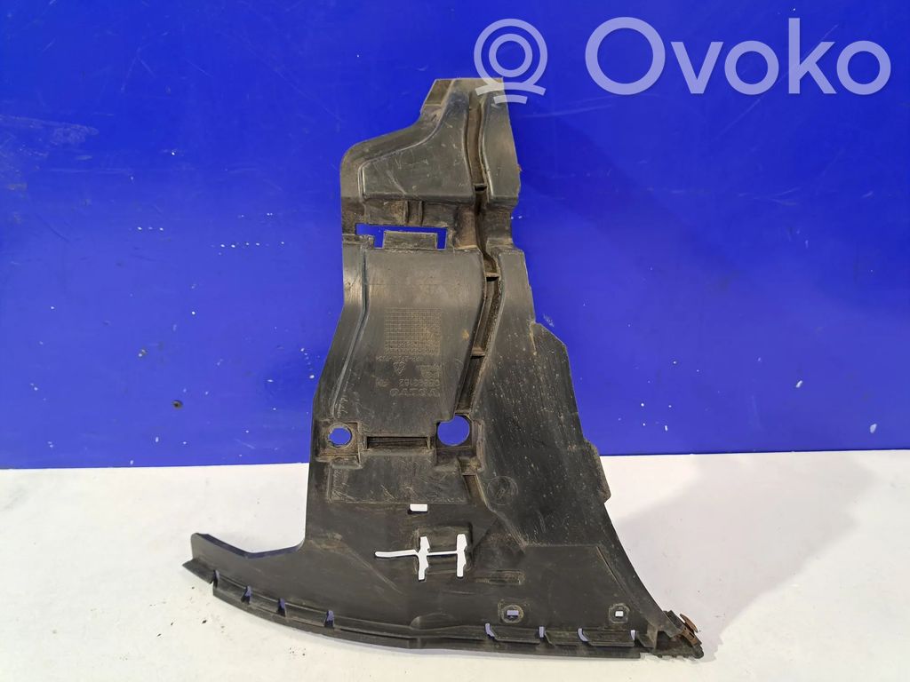 Volvo S60 Front bumper mounting bracket 