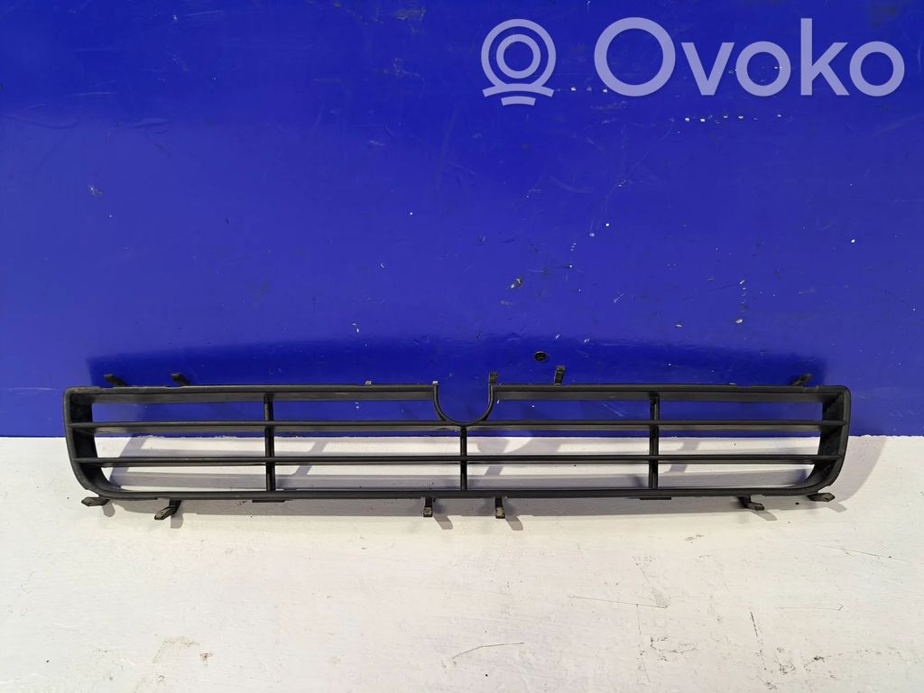 Saab 95 - 96 Front bumper upper radiator grill 
