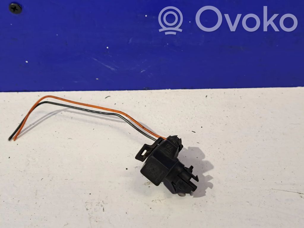Saab 95 - 96 Oil temperature sensor 