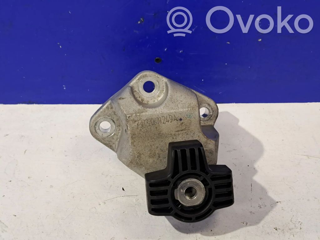 Polestar 2 Engine mounting bracket 