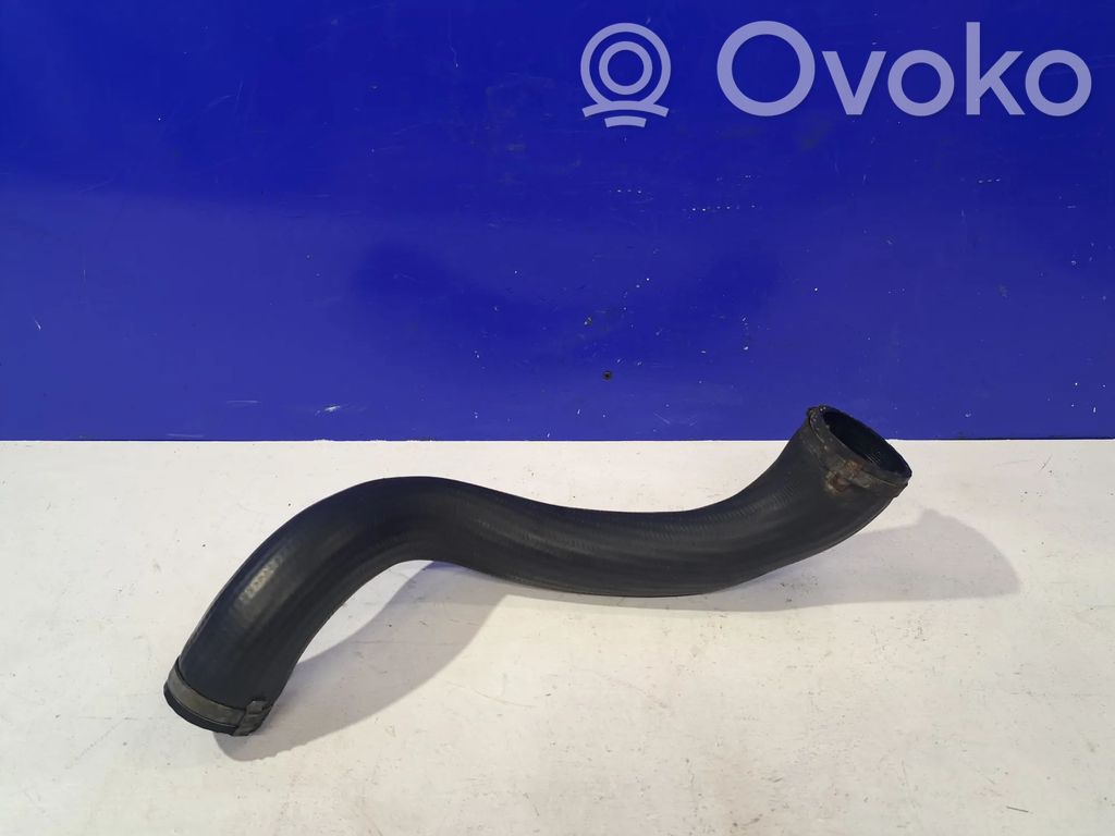 Volvo V60 Välijäähdyttimen letku 