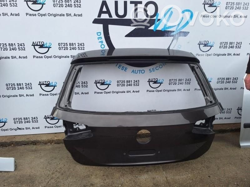 Volkswagen Golf VII Tylna klapa bagażnika 