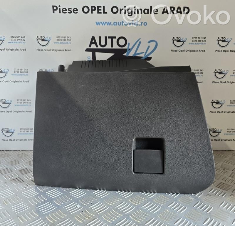 Opel Astra H Juego guantera 
