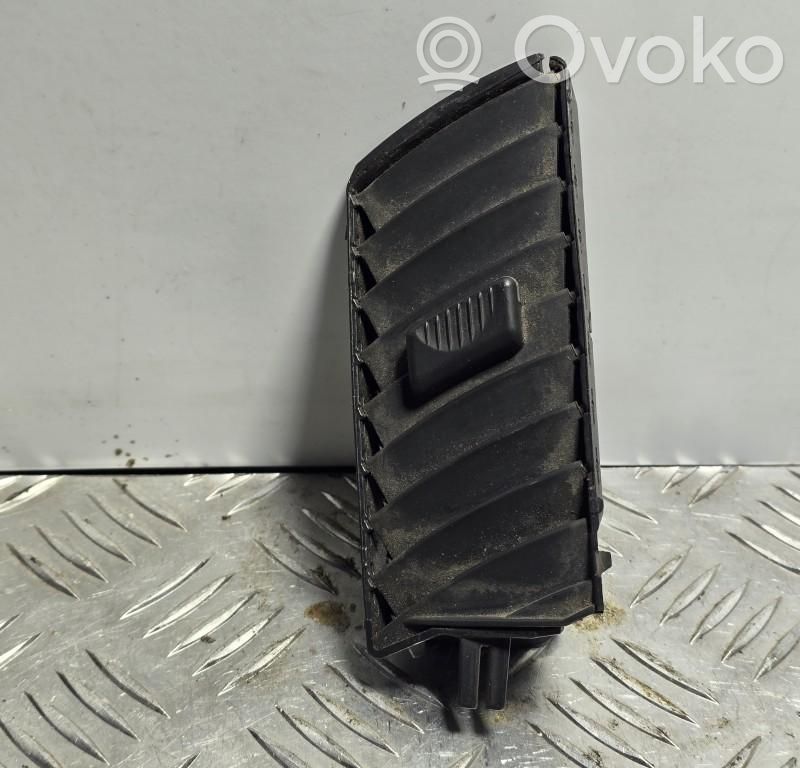 Opel Zafira B Kratka nawiewu sufitowego 