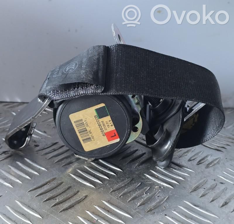 Opel Zafira B Cinturón trasero 