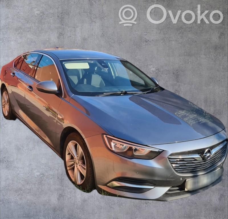 Opel Insignia B Variklio tvirtinimo kronšteinas 