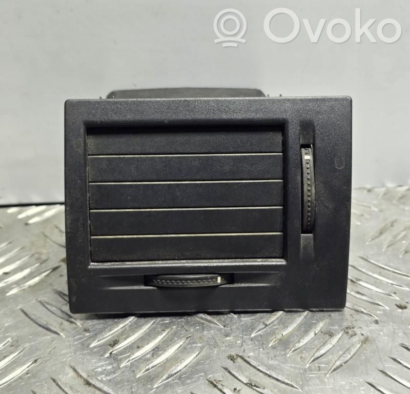 Opel Meriva A Air vent grill in roof 