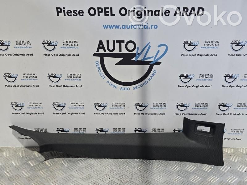 Opel Astra H Otros repuestos de carrocería 