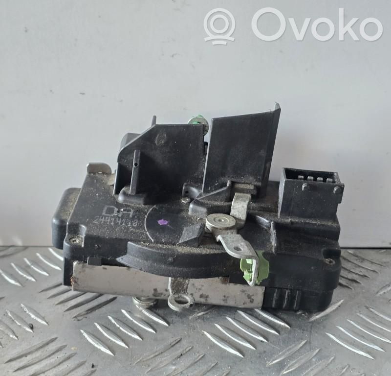 Opel Vectra B Front door lock 