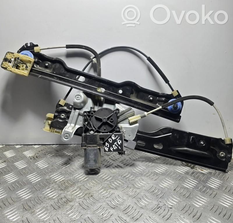 Opel Astra J Podnośnik szyby drzwi z silniczkiem 
