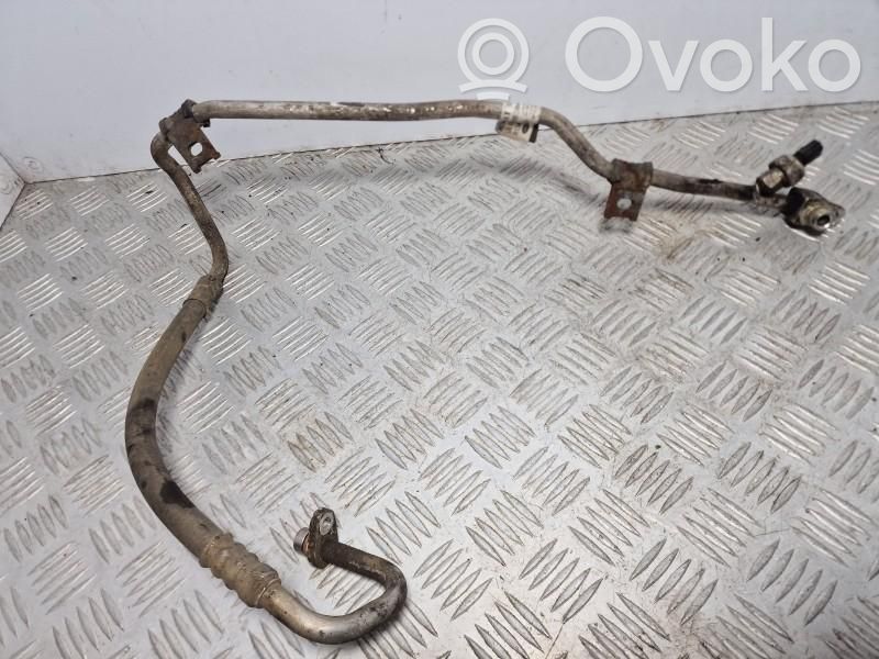 Opel Vivaro Conductă/furtun aer condiționat (A/C) 