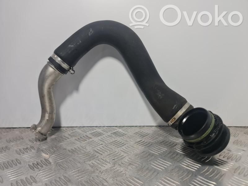 Opel Insignia A Furtun/conductă intercooler 