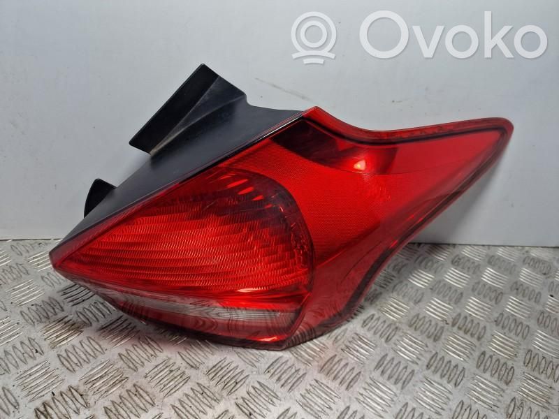 Rear/tail lights