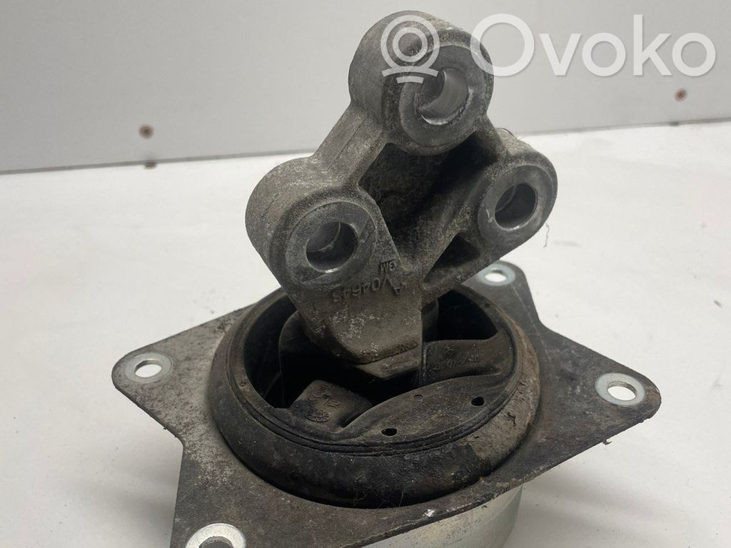 Opel Signum Engine mount bracket 