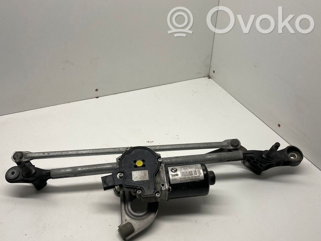 BMW 1 F20 F21 Front wiper linkage and motor 