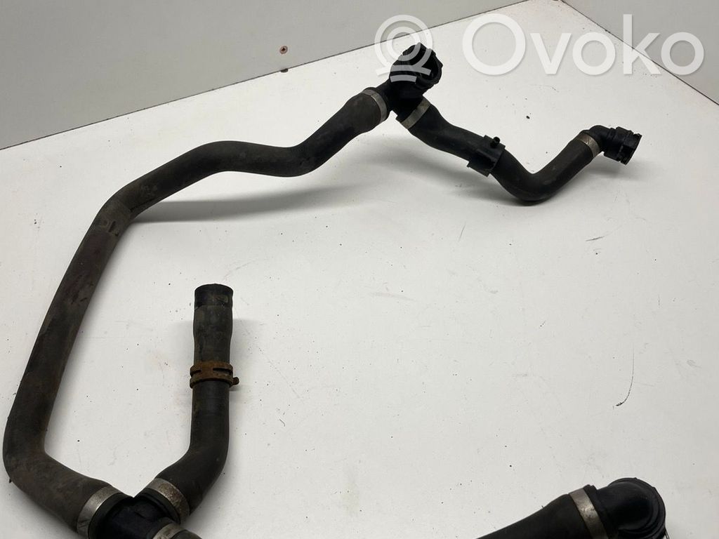 BMW 1 F20 F21 Engine coolant pipe/hose 