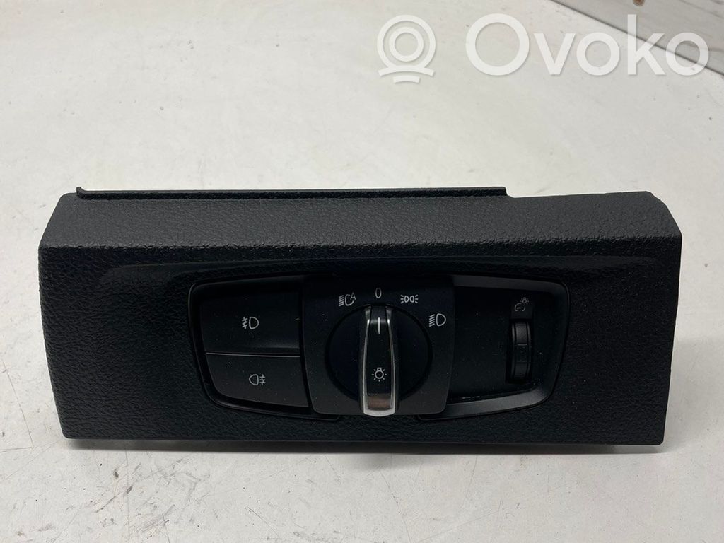 BMW 1 F20 F21 Šviesų jungtukas 