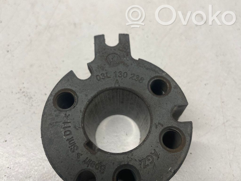Audi A4 S4 B8 8K Engranaje de la bomba de combustible (polea) 