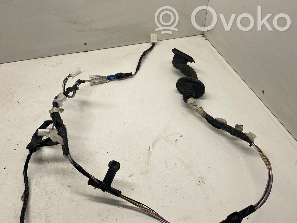 Toyota Auris E180 Cableado de puerta trasera 