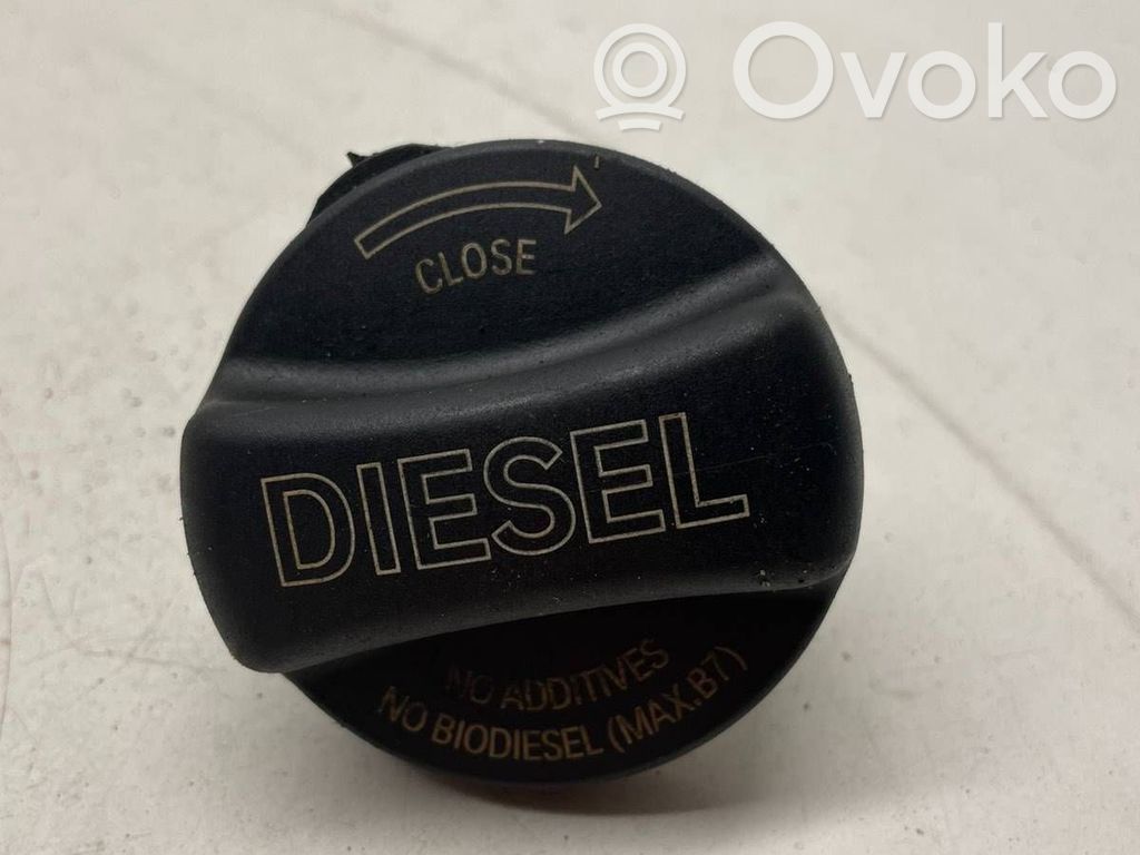 BMW 3 F30 F35 F31 Polttoainesäiliön täyttöaukon korkki 