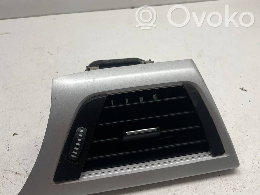 BMW 3 F30 F35 F31 Grilă ventilație/ramă laterală bord 