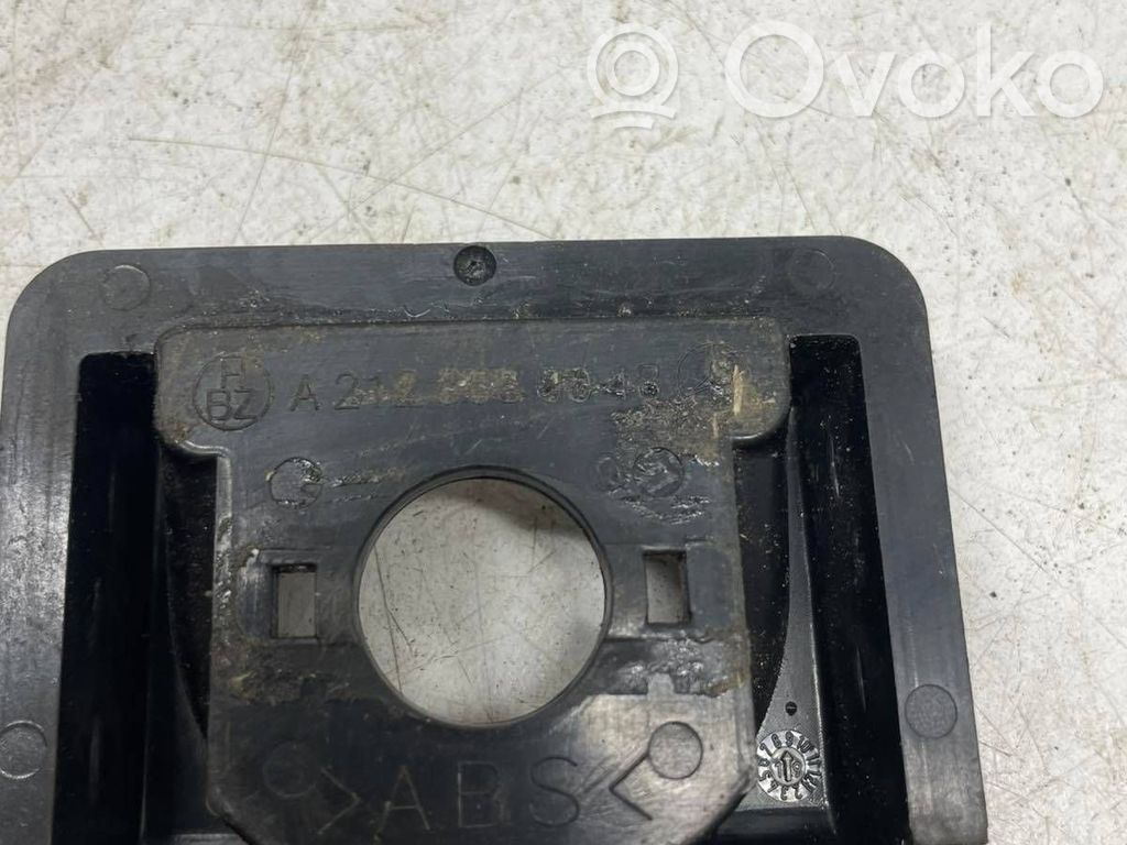 Mercedes-Benz E W213 Cârlig/ureche fixare 