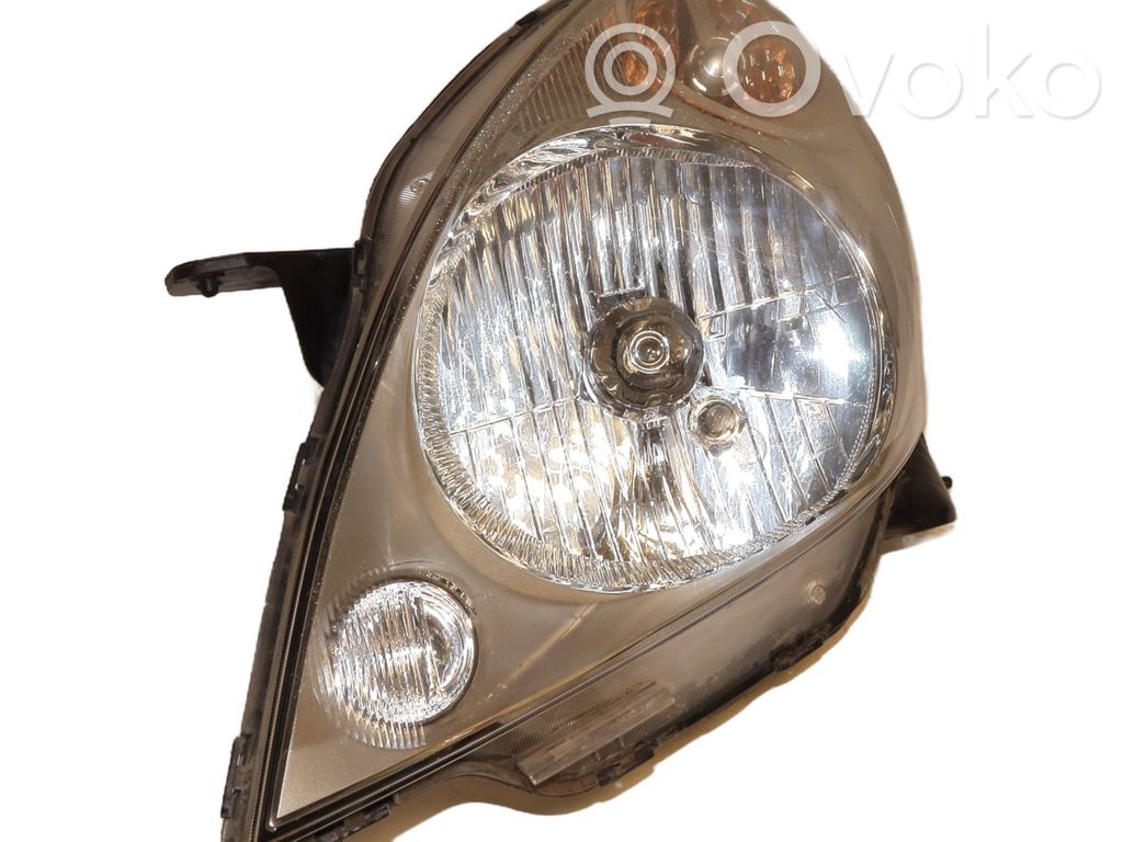 Scheinwerfer   95226891