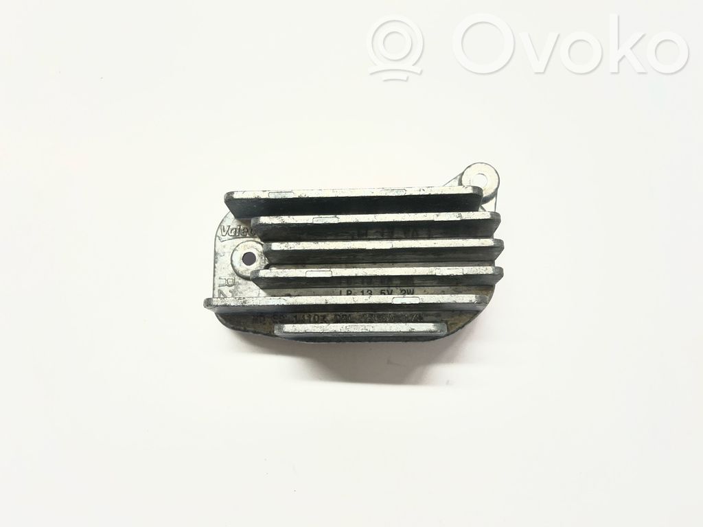 LED-liitäntälaitteen ohjausmoduuli   B007917A