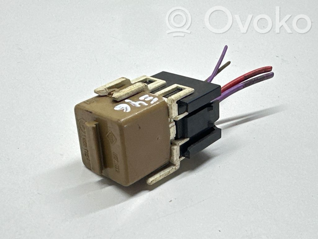 Other relay   1388745