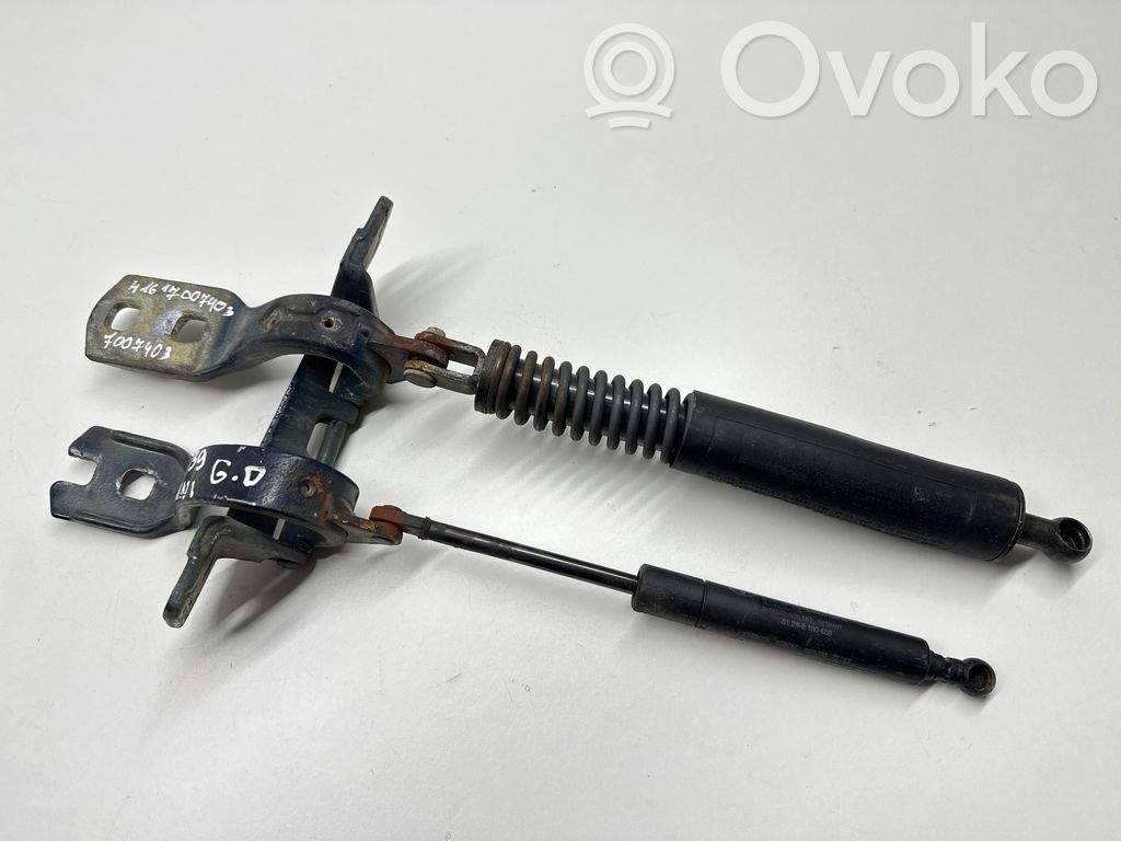 BMW 5 E39 Tailgate/trunk/boot hinge 