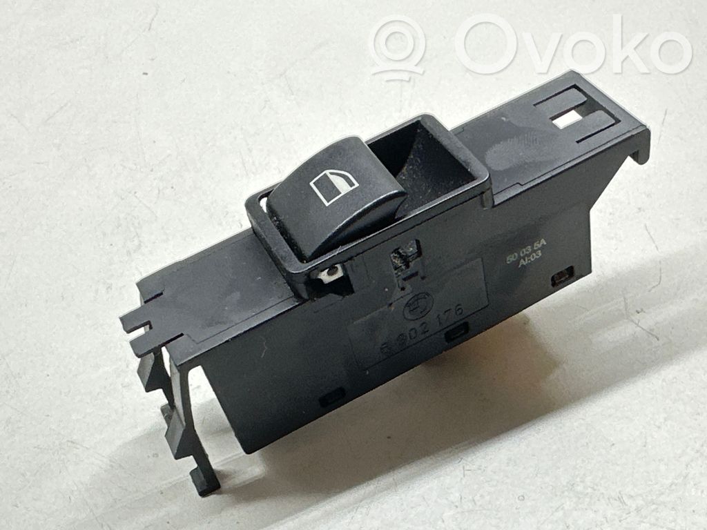 Electric window control switch   6902176