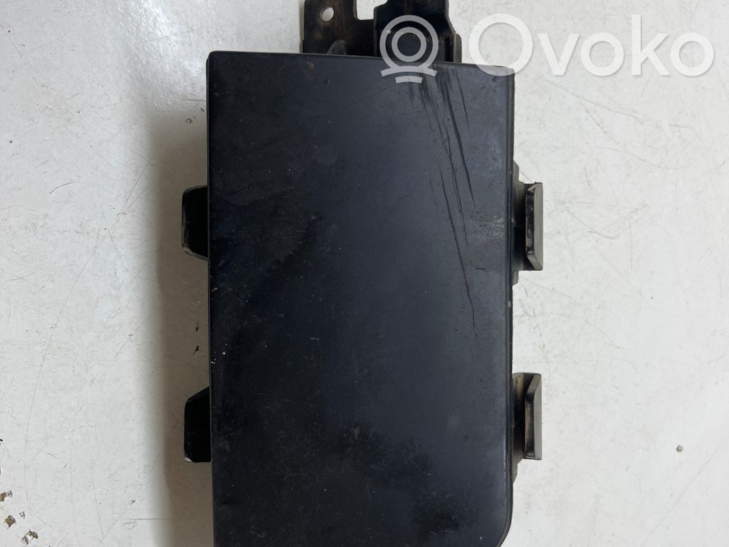 BMW 5 E34 Verkleidung Nebelscheinwerfer / Gitter vorne 