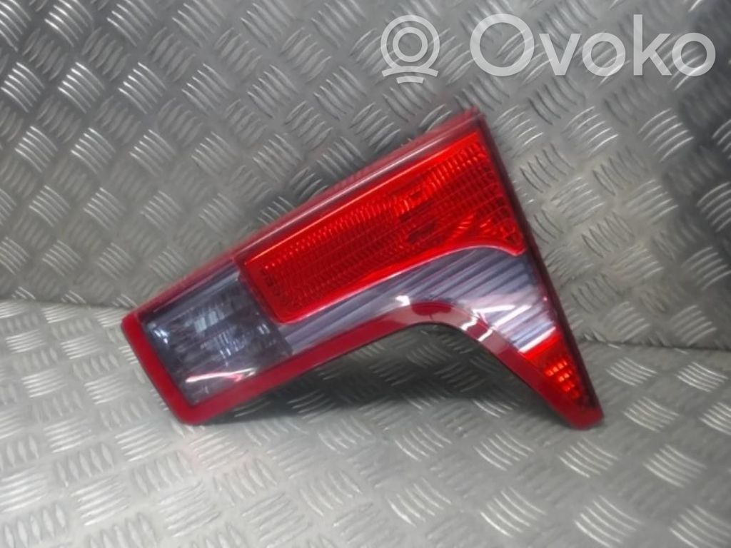 Citroen C5 Aizmugurējais lukturis pārsegā 