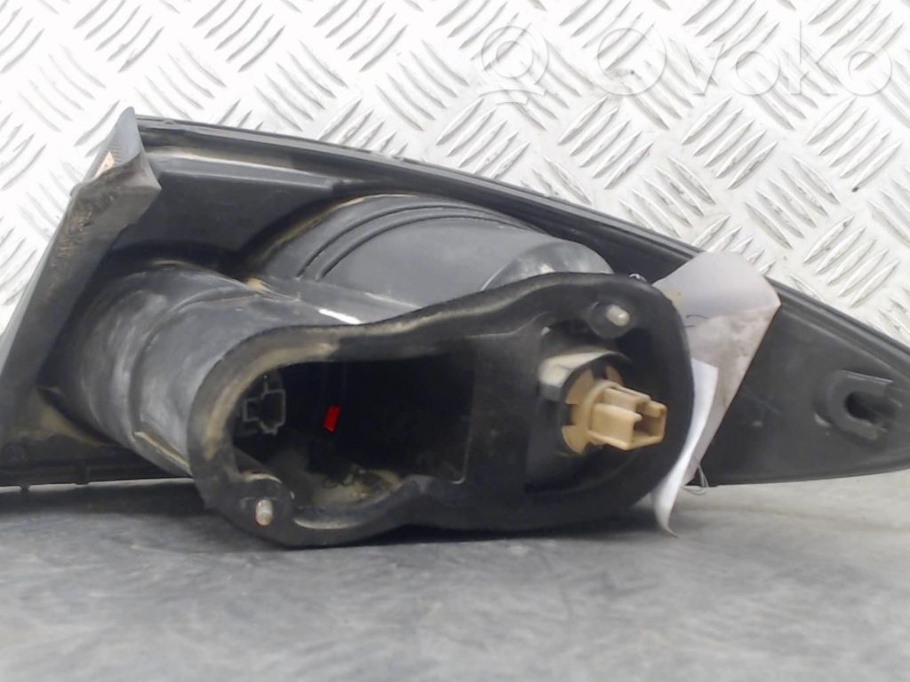 Mazda 6 Aizmugurējais lukturis virsbūvē 