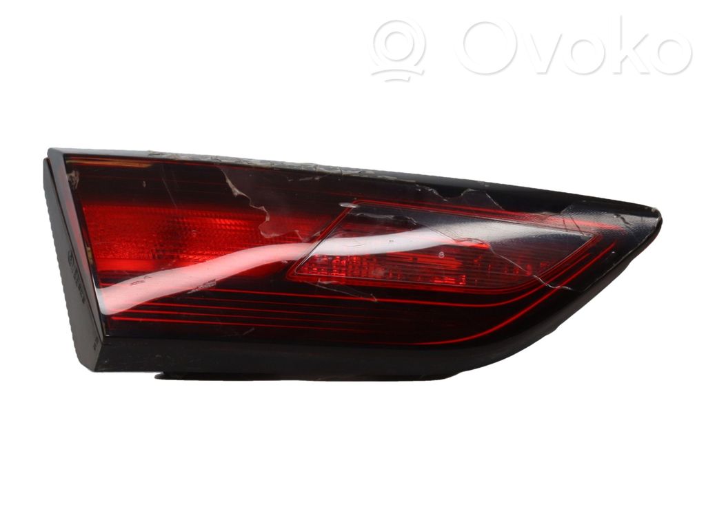 Opel Astra K Takaluukun takavalot 