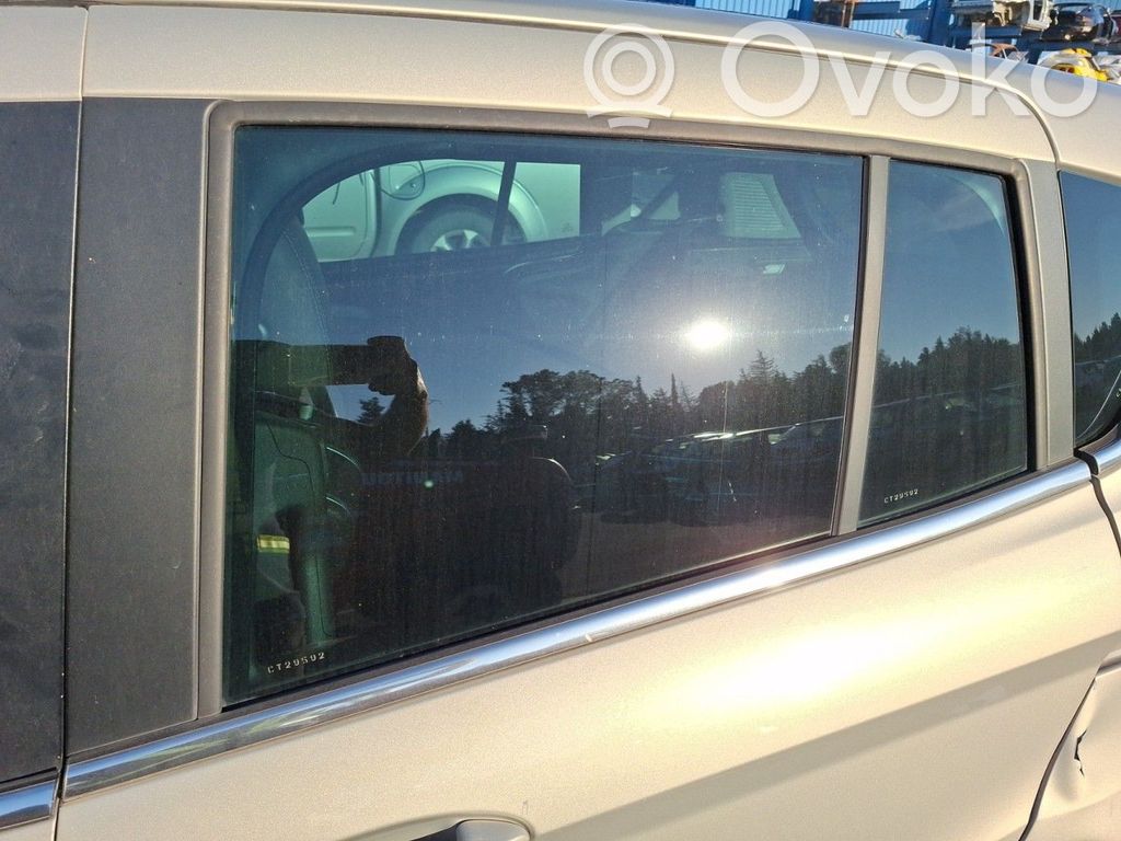 Regulador de puerta trasera con motor   1865722