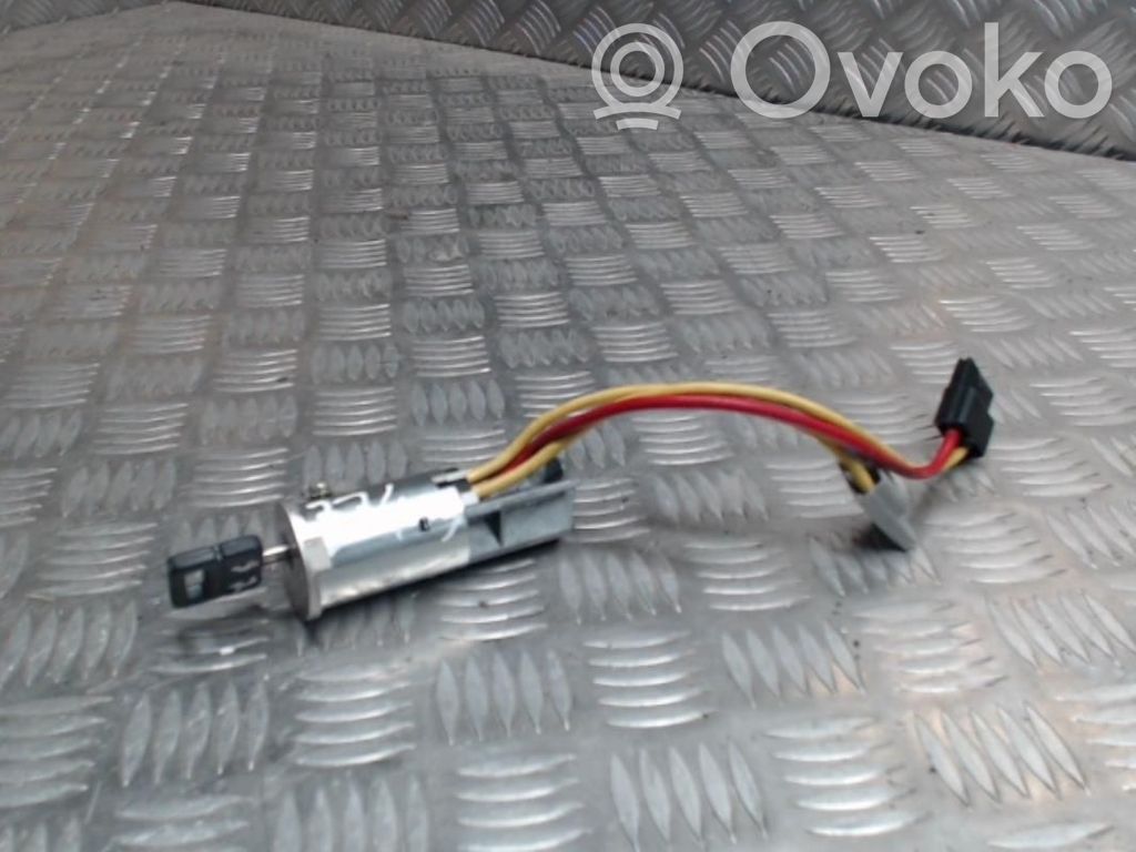 Renault Twingo I Ignition lock 